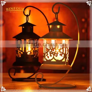 Wholesale Metal Lantern Candle Holder Hanging Home Decorations thumbnail-1