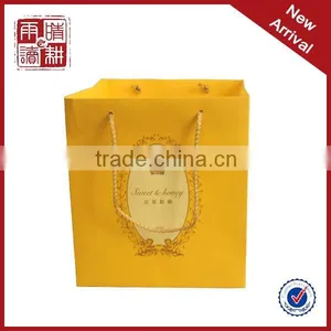 Gift Bag Christmas Bag With Gift Present Bag thumbnail-1