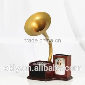Retro Gramophone Wooden Style Retro Radio With Bluetooth thumbnail-1