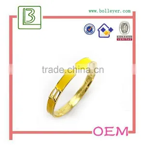 Customized Original Heart Bracelet Wholesale With Metal thumbnail-4