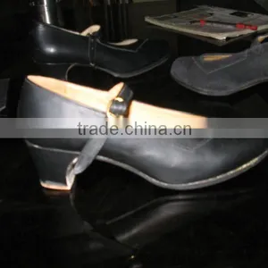Shoes Canvas thumbnail-1