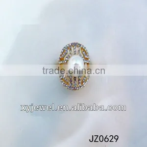 Latest Design Pearl Ring With Crystal Stone and Gold Plating thumbnail-1