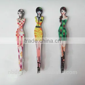 Plastic Slanted Tweezers thumbnail-1