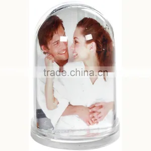 15cm Plastic Photo Frame Custom Acrylic Snow Globe With Picture Frame thumbnail-1