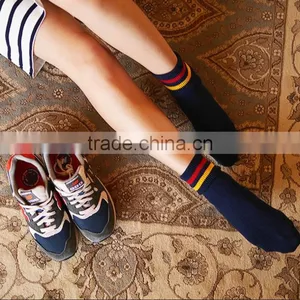 Zm22058a Hot Sale Girls Funny Socks Women Autumn Winter Warm Socks thumbnail-2