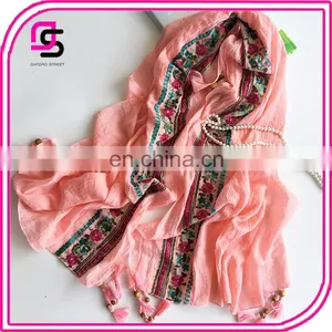New Autumn Section of High-grade Viscose Elegant Breathable Thin Retro Embroidery Shawl Female Scarf thumbnail-2