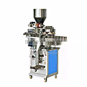 Artificial Measuring Feeding Nitrogen Potato Chips Packaging Machine thumbnail-2