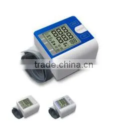 Digital and Accuracy Blood Pressure Monitor thumbnail-4