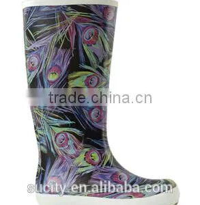 Ladies Black Peacock Feathers Rubber Rain Boots thumbnail-1