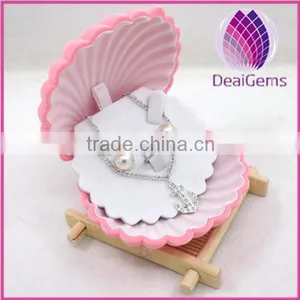 Velvet Shell Shape Box Shell Ring Box Velvet Packaging Box Ring Box thumbnail-1