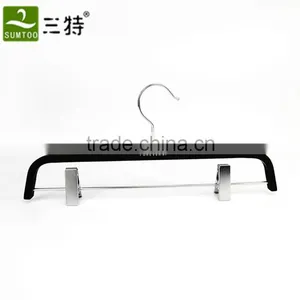 Hot Saling Rubber Black Set Wooden Hangers of Forever 21 thumbnail-3