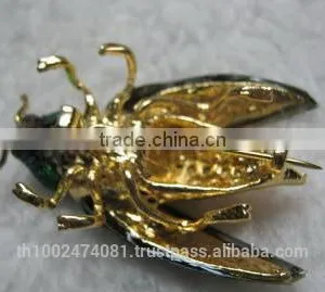 Brooch 2014 thumbnail-2