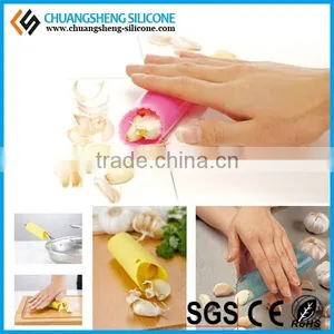 2016 Kitchen Needed Garlic Press and Peeler, Eco-friendly Silicone Peeler, Cooking Accessory Garlic Press thumbnail-3