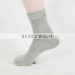 Non Slip Socks thumbnail-1