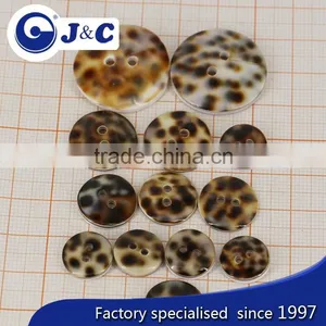 2015 Fashion OEM Nature Color TG Shell Button thumbnail-3