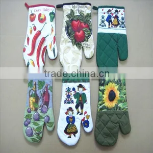LC-TH-300R Plane and Round Gloves Heat Transfer Printing Machine for Plastic thumbnail-6