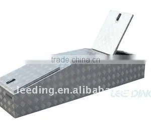 Aluminum Carrying Case thumbnail-1