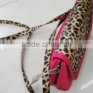 Fashion New Cosmetic Satin Handle Bag thumbnail-1