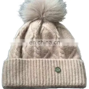 High Quality Custom Logo Mens Cable Knitted Beanie Hat for Men thumbnail-6