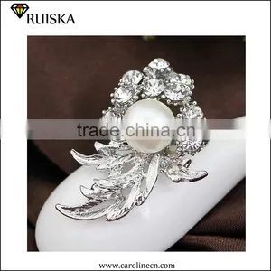 2015 Caroline Fashion New Design Beaded Brooch Designs thumbnail-3