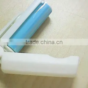 Washable Mini T Sticky Lint Roller thumbnail-1