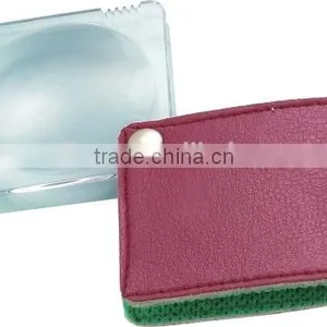 Folding Pocket Magnifier thumbnail-1