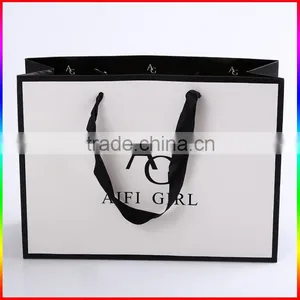 Custom Paper Bag White Paper Clothes Bag Package With Rope thumbnail-3