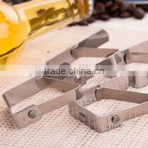 Wholesale Household Items Metal Tablecloth Weight Clip Tablecloth Clamps Holder thumbnail-1