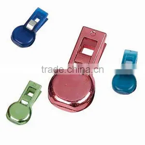 Plastic Clip thumbnail-1