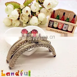 Half Circle Crystal Flower Bead Embossed Lace Kisslock Metal Handbag Frame thumbnail-3