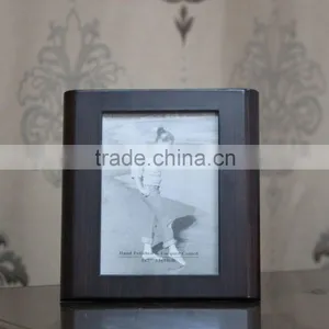 Souvenir Elegant Enshrinement MDF Photo Frames thumbnail-1