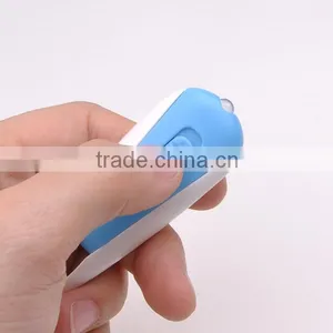 Fish Shape White Light Custom LED Keychain Manufacturers thumbnail-5