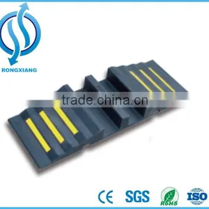 Rubber Cable Ramp Hose Bridge thumbnail-5