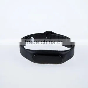 2016 Super Popular USB Charging Smart Bracelet IP67 Waterproofing With 0.69" OLED LCD AND TPU Strap thumbnail-2