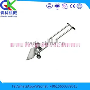 Portable Rust Protection Wheeled Snow Shovel thumbnail-4