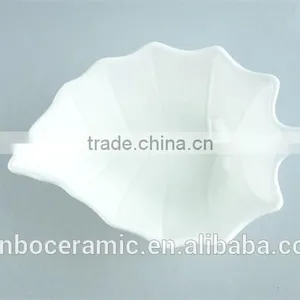 Stock Cheap Popular Small White Porcelain Leaf-shaped Dish thumbnail-1