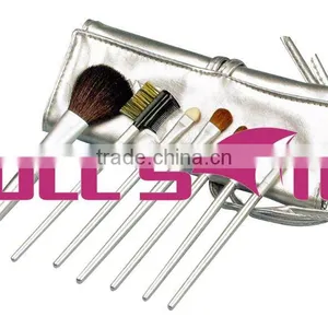 Professional Cosmetic Brush Set thumbnail-1