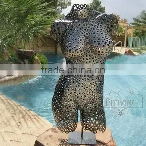 Metal Garden Ornament thumbnail-1