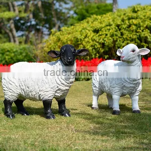 China Supplier Wholesale Outdoor Garden Decoration Life Size Resin Goats Sculptures thumbnail-2