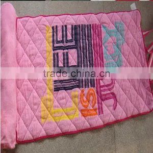 Waterproof Yarn-dyed Beach Towel Bag With Towel Pillow Sets thumbnail-5