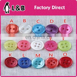 2016 Fashion 2/4 Hole Colorful Button Wholesale Resin Button thumbnail-1