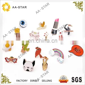 Lovely Cat Style Custom Enamel Pin With Glasses thumbnail-2