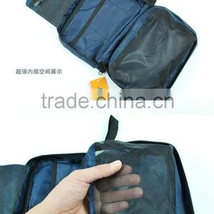 2016 Wash Bag thumbnail-1