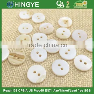 Wholesale High Quality Two Holes Natural River Shell Buttons for Clothing SH-001 Quality Choice thumbnail-1