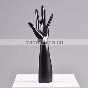 Mannequin Hands Plastic thumbnail-5