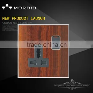 2016 Newest British Standard Wooden Color 13A MF Switched Socket thumbnail-1