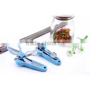 Wholesale Stainless Steel Manicure Pedicure Nail Clipper Cutter With Magnifier thumbnail-1
