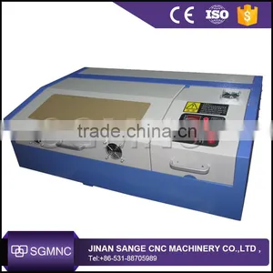 40w Mini Desktop Co2 Laser Cutter , Portable Metal Laser Marking Machine thumbnail-1