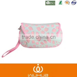 Polyester Flower Custom Cosmetic Bags for Women thumbnail-5