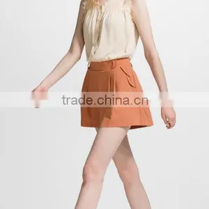 Wholesale OEM China Supplier Fashion Yellow Polyester Casual Women Shorts thumbnail-2
